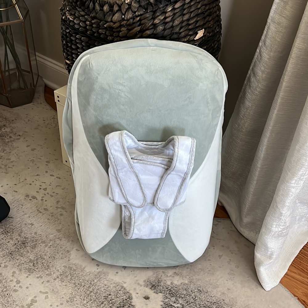 Babocush baby cushion
